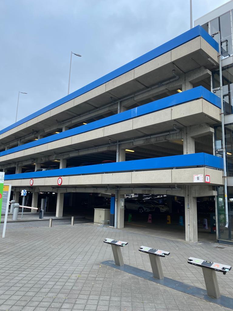 Parkeergarage op Schiphol bij een Ecological onderhoudsproject