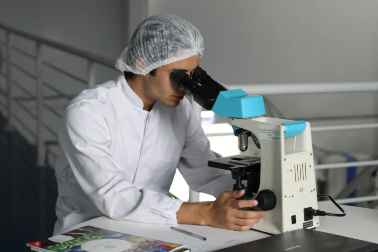 Mould testing methods compared