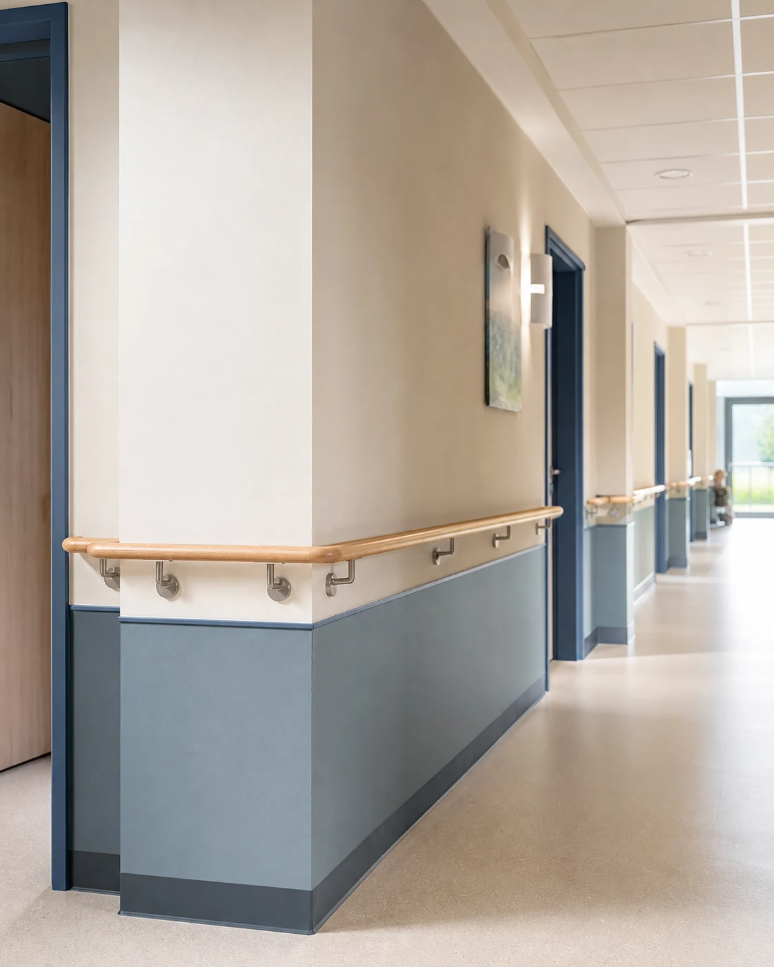 Schoon eindresultaat van bacteriebestendige wandafwerking voor de zorg
